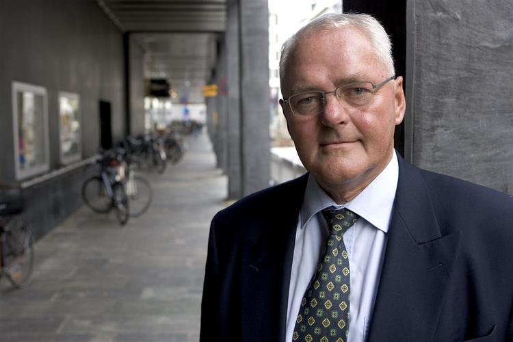 Den tidligere chef for PET undrer sig over den vrede han tilsyneladende har vakt hos Dansk Folkeparti. 