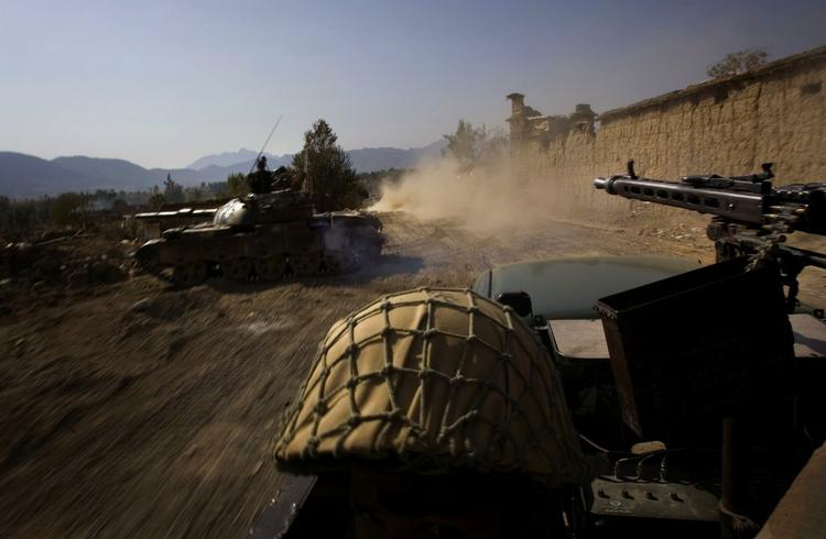 Selv ikke med øget eskorte er de pakistanske chauffører indstillet på at køre for de internationale styrker. 