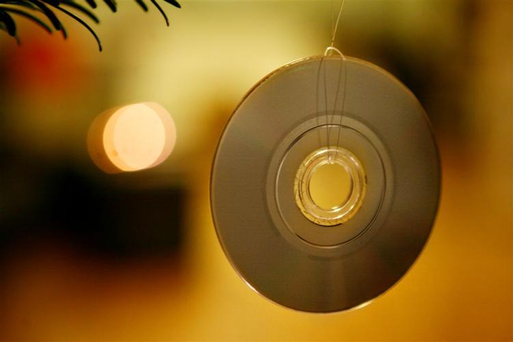 Julemusik kan få dig ud af dynerne eller få roen til at sænkee sig, mens juleforberedelserne står på. 