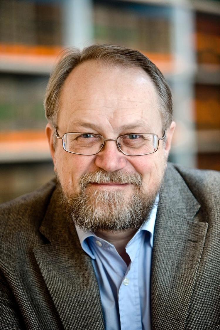 Professor Henning Koch beskrives som Danmarks førende grundlovsekspert. 