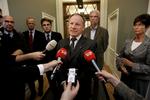 Torsten Hesselbjerg taler til pressen. Arkivfoto. 