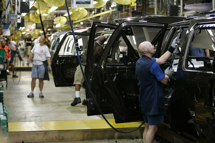 Den amerikanske bilindstri er i store problemer. Billedet er fra en af Fords fabrikker i Wayne i Michigan. 