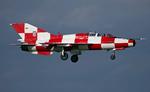 En Mig 21 i kroatiske nationalfarver. 