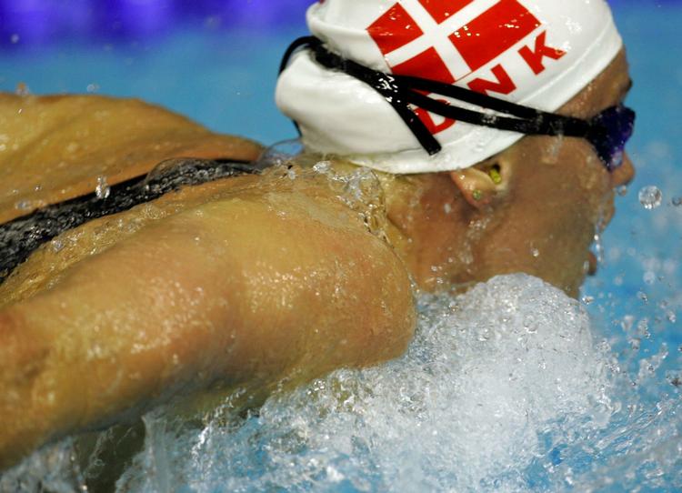 Jeanette Ottesen vandt guld i 100 meter butterfly ved kortbane-EM. 