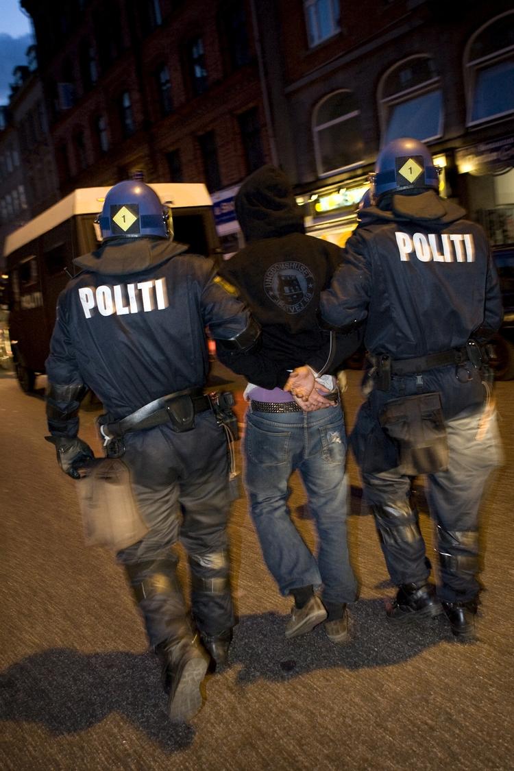 Det kan lægge ekstra pres på domstolene, at politiet nu får flere ressourcer, så sagerne hurtigere kan komme for retten. 