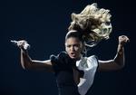 Altid energiske Beyonce ses her på scenen under American Music Awards i Los Angeles i november. Arkivfoto. 