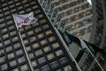 Banker boss bonusses have become the object of controversy in the Netherlands. 