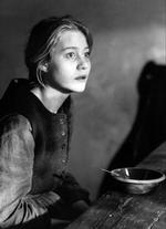 KAOSKRÆFTER. Trine Dyrholm som Cecilia i tv-spillet af samme navn. Hans Chr. Nørregaard instruerede 'Cecilia' frit efter 'Hosenkræmmeren'. Premiere på DR 1991. Foto: Ulla Voigt/DR. 