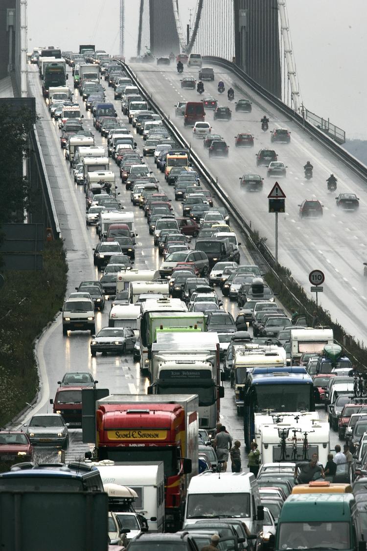 Også 31. juli 2005 var der kø ved Lillebæltsbroen - dengang også i den østgående retning. 