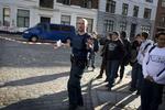 Opgøret mellem bander og rockere resulterede i mange skyderier i 2008. Her undersøger politet sporene efter et skyderi på Nørrebro. Arkivfoto. 