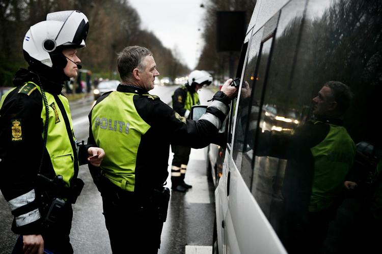 Politiet får nu lettere ved at konstatere, om en bilist har for meget sprit i blodet. Arkivfoto. 