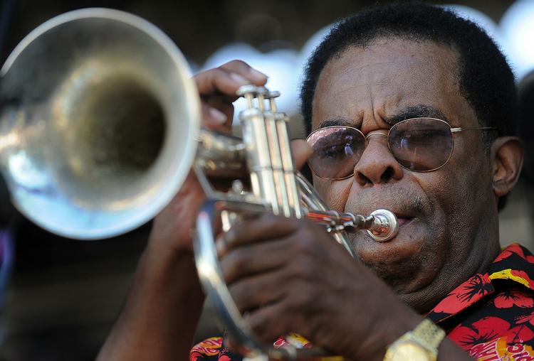 Freddie Hubbard ses her på scenen under en jazzfestival i fødebyen Indianapolis i sommer. 