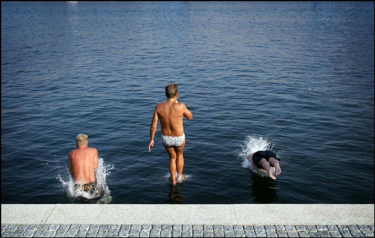 Foreløbig har man talt op, at 23 er druknet ved badeulykkker sidste år. 
