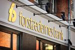 Finanskrisen har ikke rystet danskernes tillid til deres bank, viser måling. 