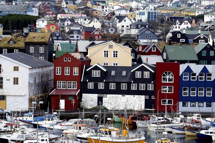 Torshavn sætter scenen for mange færøske romaner. Faktisk kan flere af dem bruges som litterære guides til byen.  Foto: Thomas Borberg 