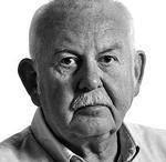 »Det var næsten for meget for hende, at hun indimellem blev gjort til Oraklet i Delfi. At hun blev gjort til denne vise kvinde. Det var en rolle, som hun også selv kunne gøre nar ad«, siger Torben Madsen. 