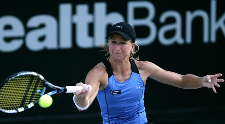Jill Craybas (billedet) og Caroline Wozniacki har aldrig tidligere spillet mod hinanden. Craybas har, i de 12 sæsoner hun har spillet på WTA Touren, tjent 1,8 millioner dollar. 