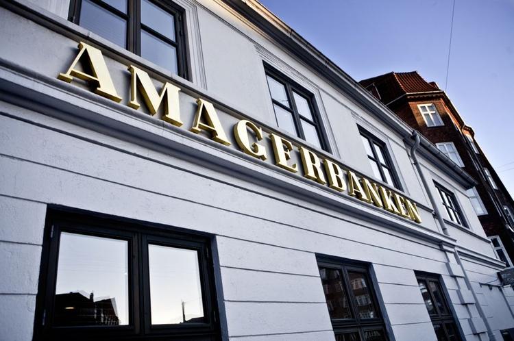 Allerede nu er 13 danske pengeinstitutter bukket under i foprbindelse med finanskrisen, og flere kan meget vel følge efter, hvis ikke staten viser sig parat til at holde hånden under den økonomisk trængte bankverden. Foto: Tobias Selnæs Markussen. 
