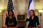 USA's udenrigsminister Condoleeza Rice (tv) med sin israelske kollega, Tzipi Livni. 