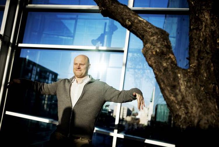 Radio- og tv-vært Mads Steffensen ville få monopol på at hedde Mads, hvis han kunne. Han er overalt og skal nu også være vært ved et sportsshow. Djævlens Advokat har fået nok.  Foto: Martin Lehmann 