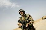 Det er især de udsendte danske soldater i Afghanistan, som vil få glæde af lønforhøjelsen. (Arkivfoto) 