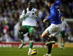 Dame N'Doye i kamp for Panathinaikos mod Glasgow Rangers. 