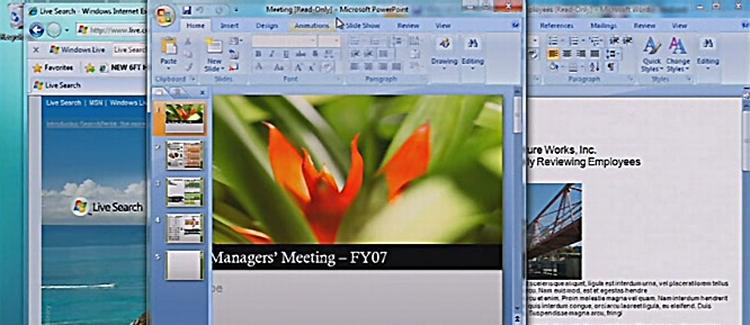 »Det er stadig en beta-version, og derfor vil jeg ikke anbefale folk at erstatte deres eksisterende Windows med den«, siger PC World-redaktør Lars Jacobsen. 