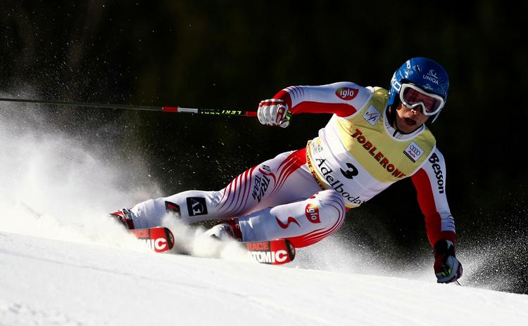 Benjamin Raich bragte sig med sejren i spidsen for mændenes World Cup. 