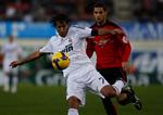 Real Madrid-angriberen Raúl - her med front mod målet - scorede til 2-0 mod Mallorca. 