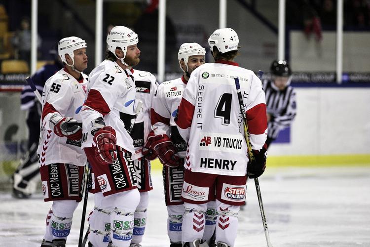 AaB Ishockey er endt i nederste mellemspil, hvor kun to ud af fire hold går videre til kvartfinalen. (Arkivfoto) 