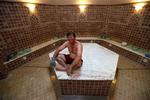 En tyrkisk badstue er på vej til byen og du kan give dit bud på, hvad den skal hedde. Her ses en hammam i Holbæk. 