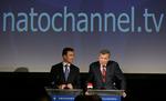 Statsminister Anders Fogh Rasmussen sammen med Nato's generalsekretær, Jaap de Hoop Scheffer. Fogh er blandt favoritterne til at overtage posten som Nato's øverste chef. Arkivfoto. 