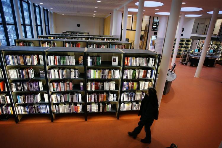 Bibliotekernes lydbøger er en kæmpesucces - men en dyr én af  slagsen. 