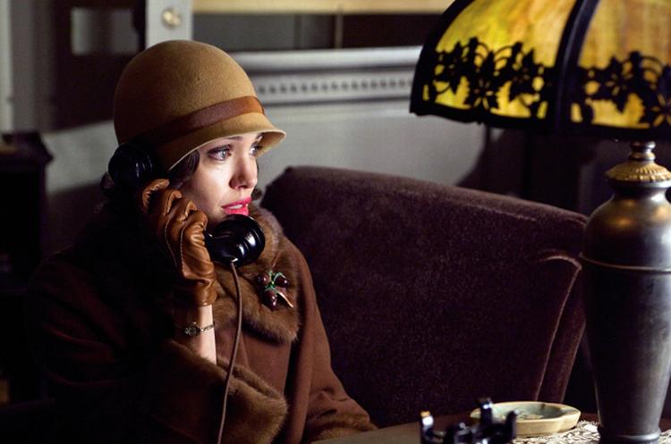 Clint Eastwoods nye film 'changeling' er en rigtig god film, men ingen stor film. 