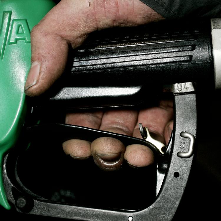 Det er billigere at tanke fyringsolie end diesel på bilen. Nu er en tankstation dømt til at betale forskellen i afgifter for biler, der har tanket fyringsolie. 