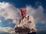 John Mortimer ses her i Beverly Hills, Californien på et arkivfoto fra 1996. 