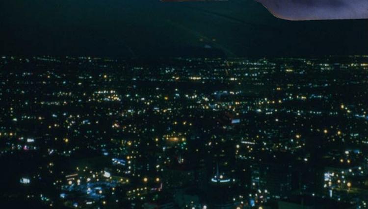 Den verdensberømte udsigt fra Mulholland Drive er nærmest blevet synonym med Hollywood. Foto fra filmen Mulholland Drive. 