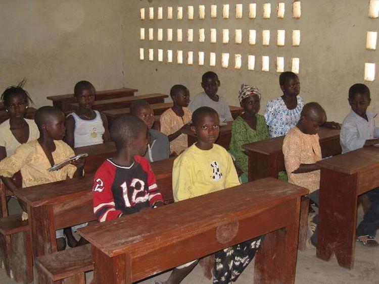 Børnene i klassen er lige begyndt i skolen, men er alligevel mellem 11 og 14 år. 