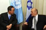 Ban Ki-moon møder den israelske premierminister Ehud Olmert i dag under sin rundrejse i Mellemøsten. FN-chefen har også besøgt Gaza i dag. 