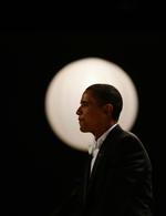 Barack Obama fanget ved en af de mange fester, han deltog i efter indsættelsen som USA's 44. præsident i går. 