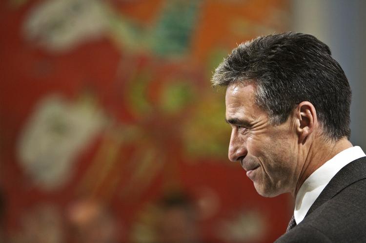Anders Fogh Rasmussen står ikke lige frem for moderne ledelse, siger en af ministrene i hans regering. (Arkivfoto) 