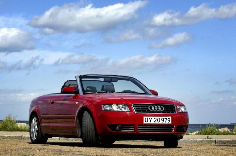 Drømmer du om en fed cabriolet til spotpris? Så er det nu, der skal handles. Biler som denne Audi A4 Cabriolet er faldet drastisk i pris. 
