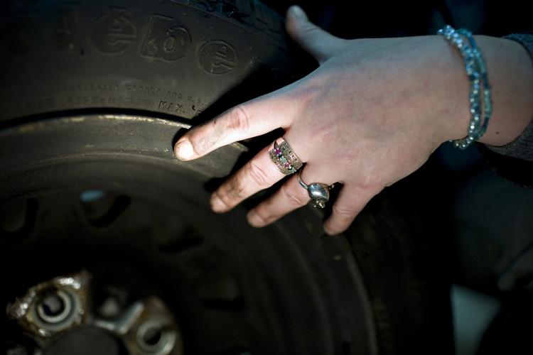 Bilen skal være lækker, ikke kun praktisk. Sådan vil kvindernes krav til bilindustrein blive fremover, mener fremtidsforsker. 