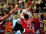 Pascal Hens (i hvid trøje) scorede fem gange mod Polen. 