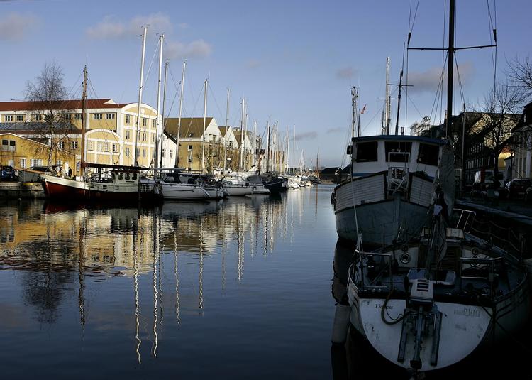 Ejere af en håndfuld husbåde i Christianshavns Kanal har fået at vide, at de skal fjerne deres både. (Arkivfoto) 