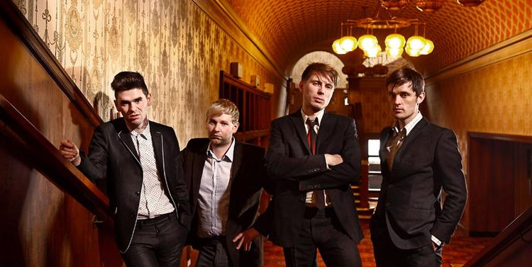 Famlerier. De fire skotter i Franz Ferdinand stikker i lidt for mange retninger på deres nye album, som dermed kommer til at lyde famlende og knap så fængende som forgængerne. Foto: Søren Solkær Starbird 