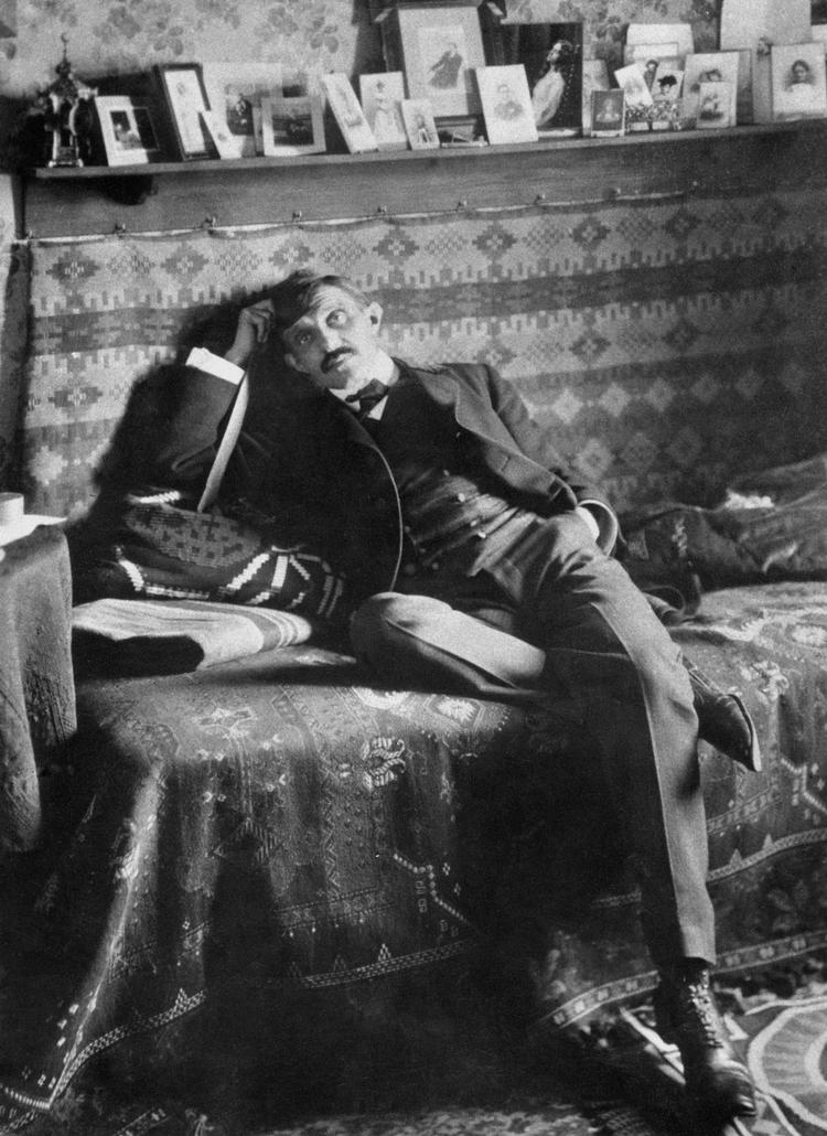 Herman Bang skrev om både de nye teatre og de nye dagblade i 1880'erne. POLFOTO 