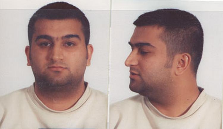 30-årige Munir Hussain eftersøges af politiet for sin rolle i et skyderi i Saxogade tidligere på måneden. 