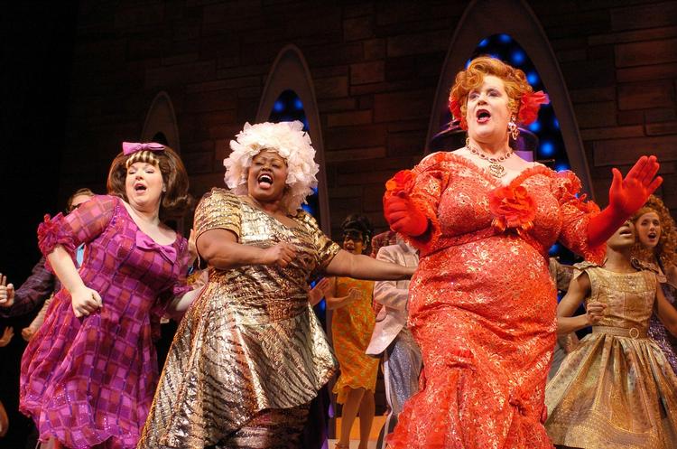 Foto fra opsætningen af Hairspray på Shaftesbury Theatre. Senere på sæsonen var stykket på plakaten på Broadway. 