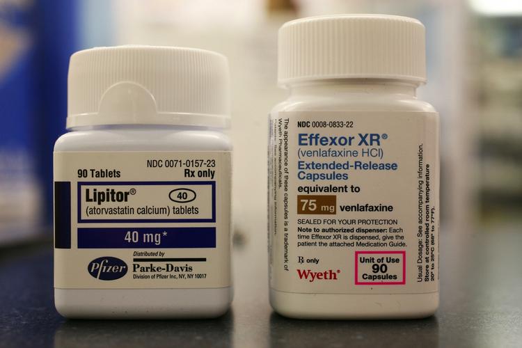 Pfizer og Wyeths produkter kommer fremover i de samme pilleæsker. 